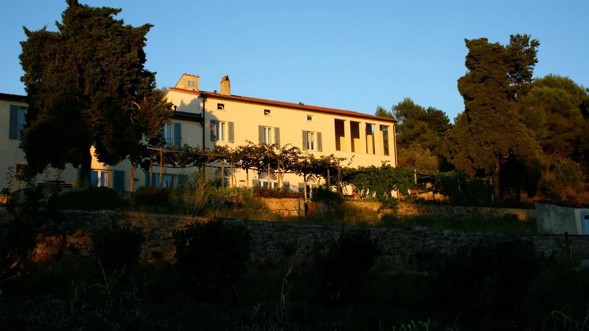 Podere Riparbella Massa Marittima 0*,